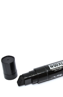 Märkpenna perm. PENTEL N50XL sned svart