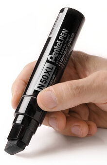 Märkpenna perm. PENTEL N50XL sned svart
