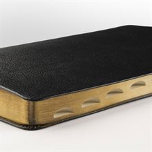 Bibel 2026 Slimline - Bounded leather Svart med tumindex